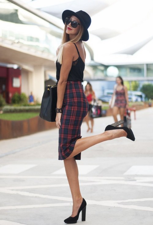 outfits con faldas ejecutivas