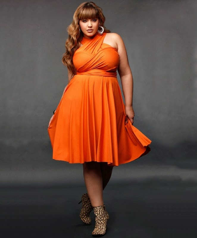hermosa-gordita-traje1