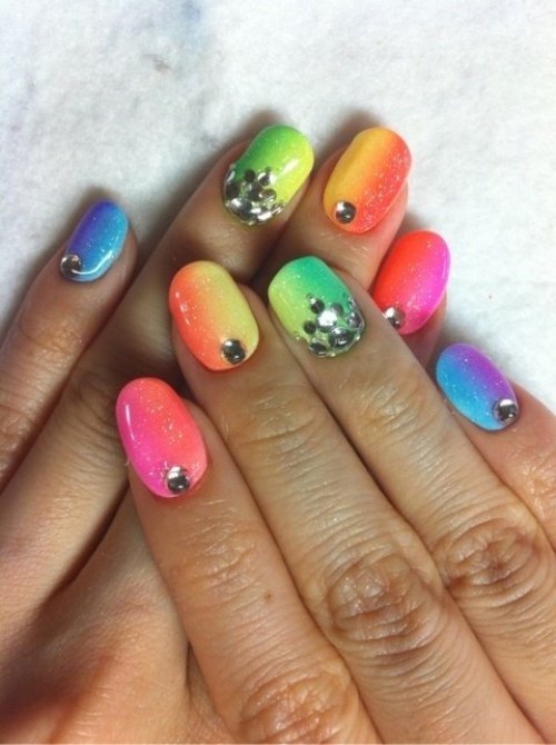 uñas color neon diseños