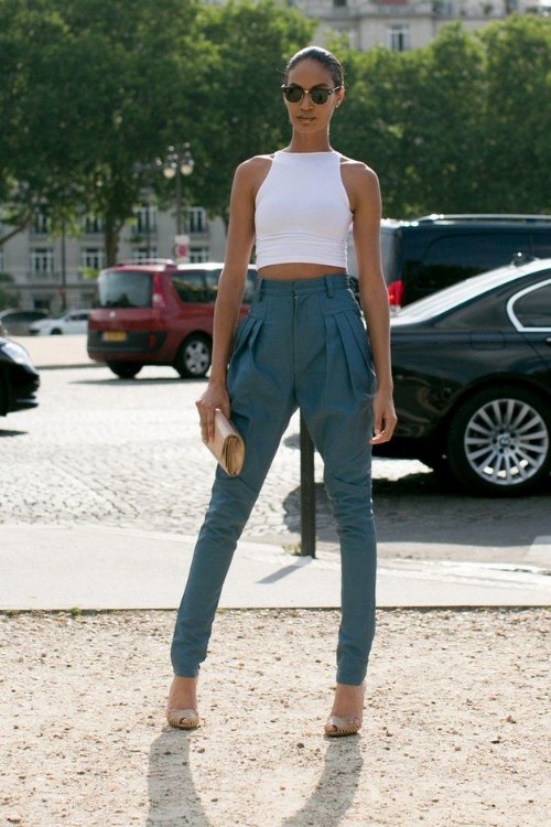 pantalones denim a la cintura