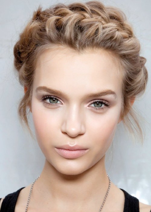 peinados y maquillajes para novias rubias