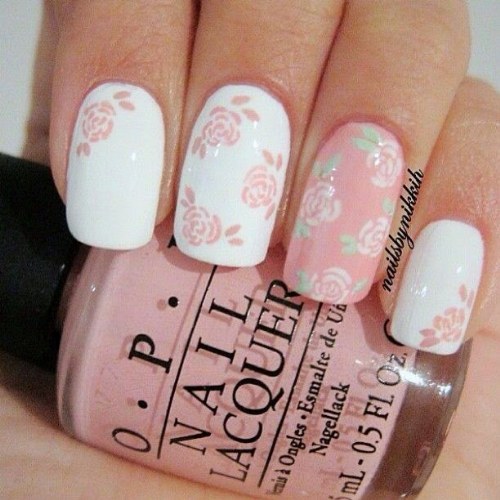 diseños florales para uñas