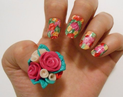 uñas con diseños de flores