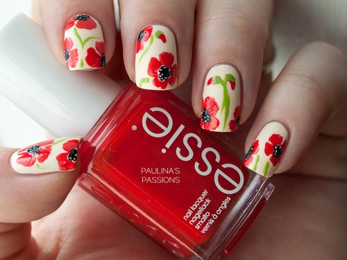 uñas con diseños de flores