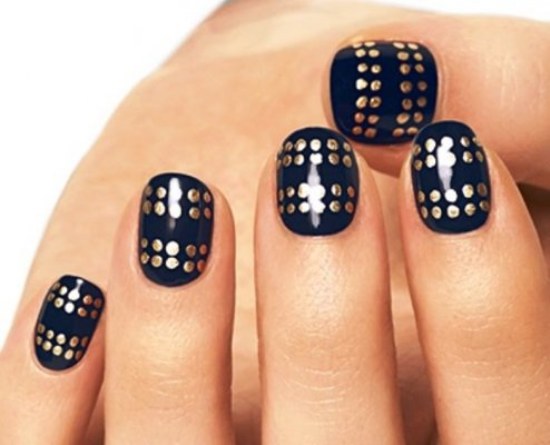 studs tachuelas uñas diseños