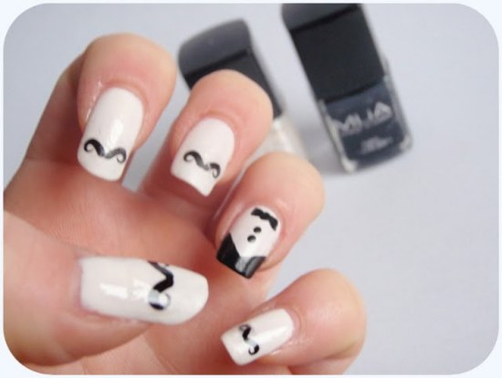 uñas diseños bigotes mostachos