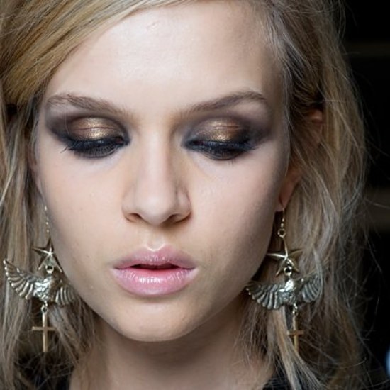 sombras metalicas maquillaje ojos