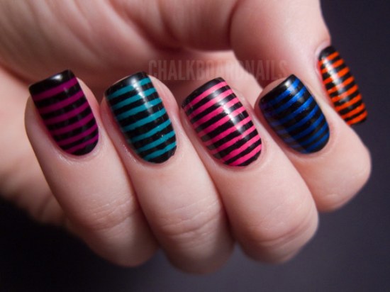 diseños uñas rayas manicure