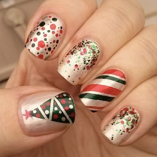 diseño de uñas de navidad