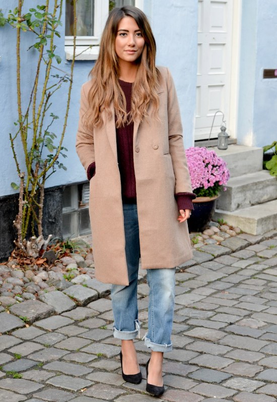 abrigos beige outfits