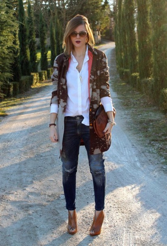 outfits con camisa blanca mujeres