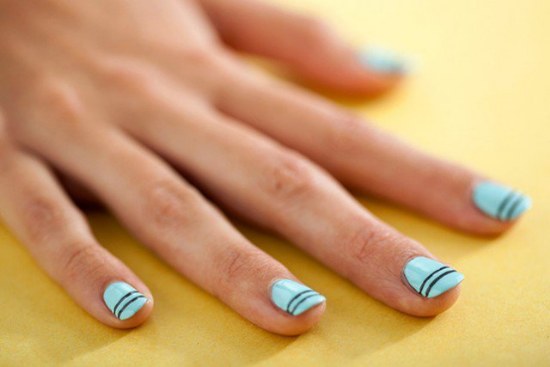 diseño minimalista uñas sencillas