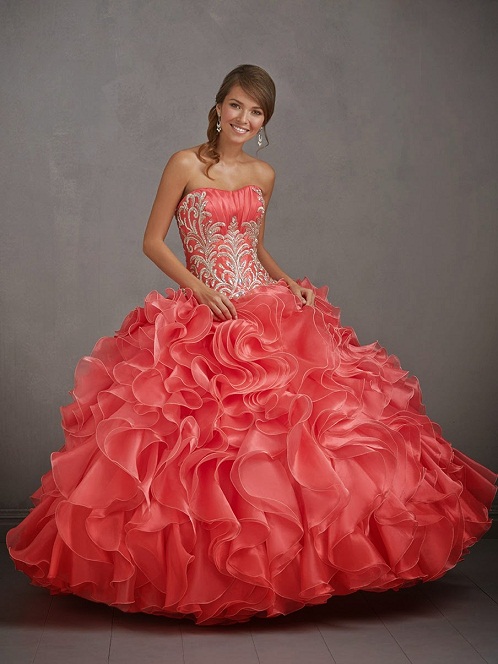 quinceañeras-a-la-moda1