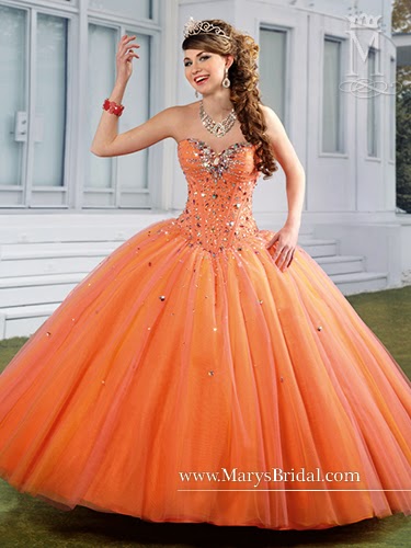 quinceañeras-a-la-moda1