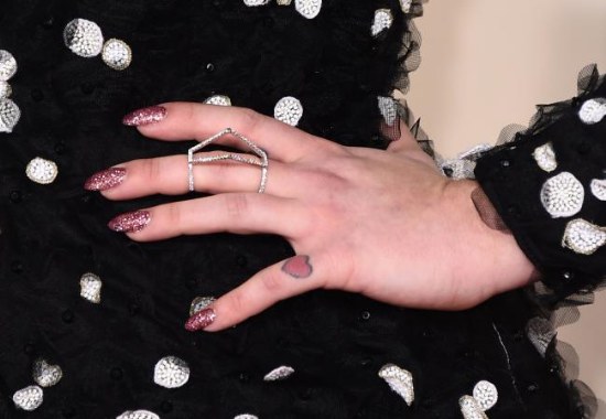 manicure uñas celebridades grammy