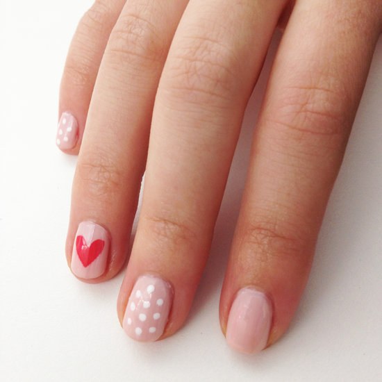 uñas diseños corazones