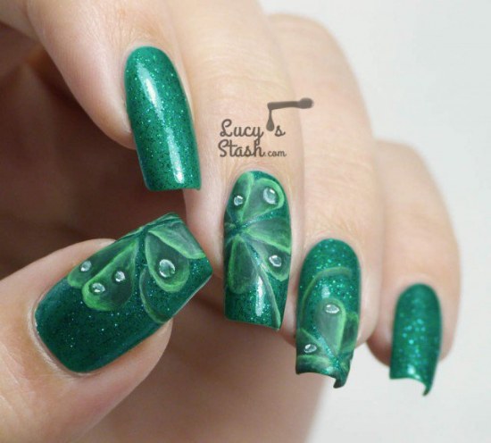 diseños uñas verde trebol