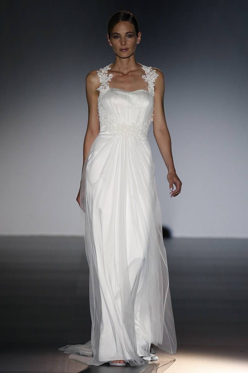 vestidos de novia coleccion barcelona bridal week 2015