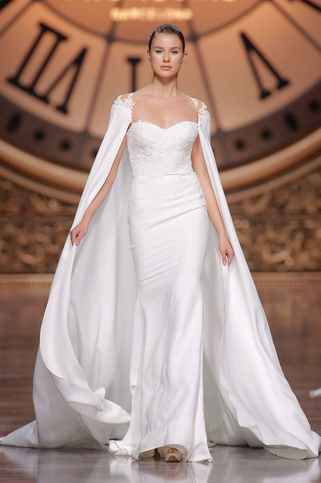 vestidos de novia coleccion barcelona bridal week 2015