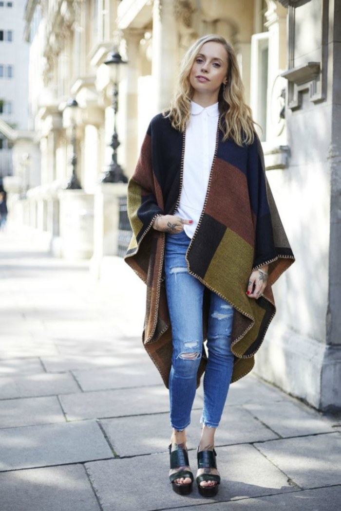 ponchos outfits moda