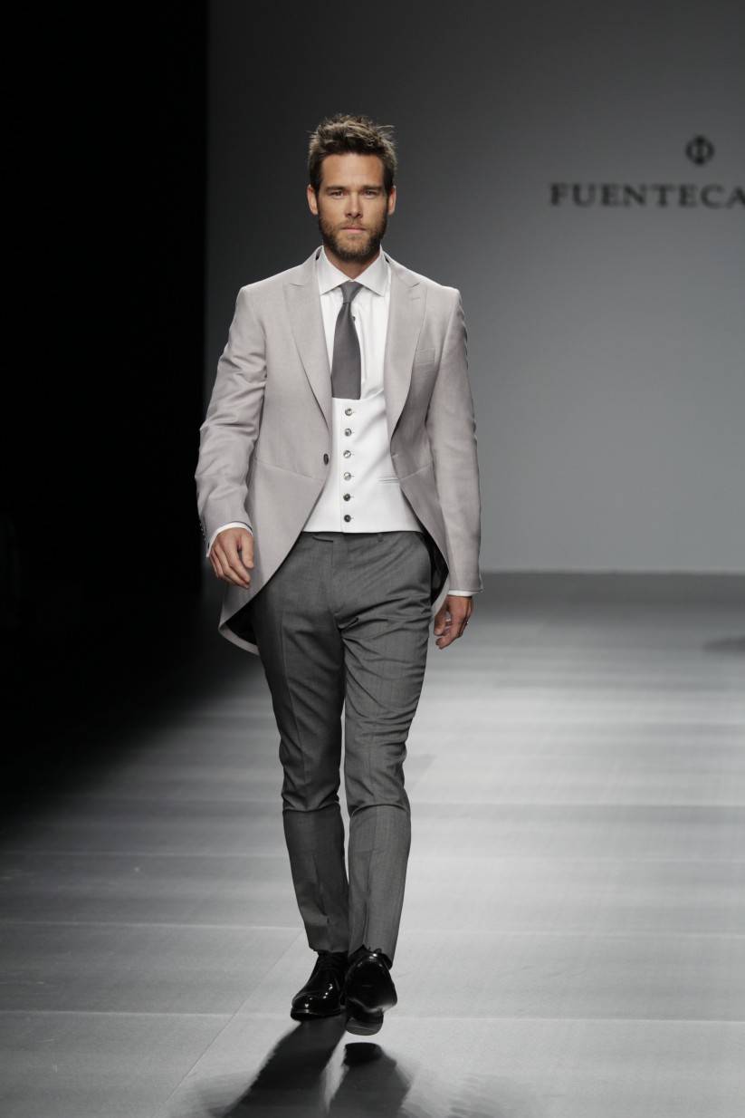 trajes de novios modernos 2015