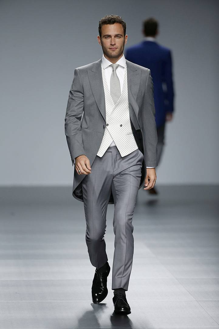 trajes de novios modernos 2015