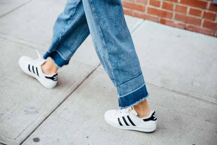 Te mostramos que lo que de verdad importa en los pantalones son los bajos y los zapatos