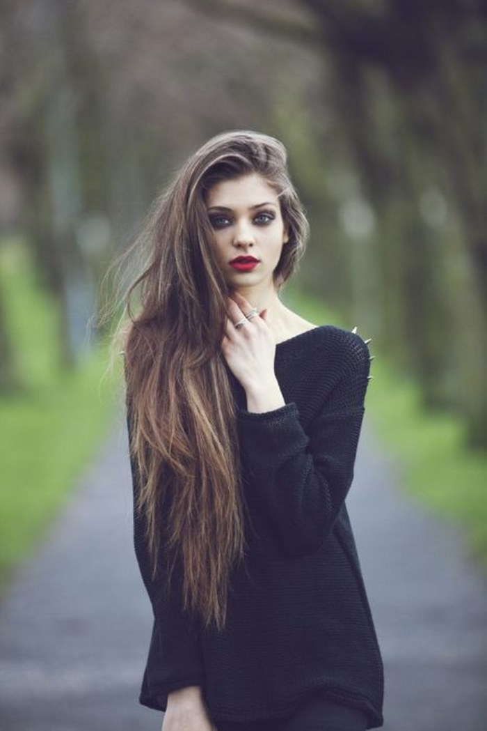 15 poderosas imágenes para dejar crecer tu cabello y que se convierta en tu mejor accesorio